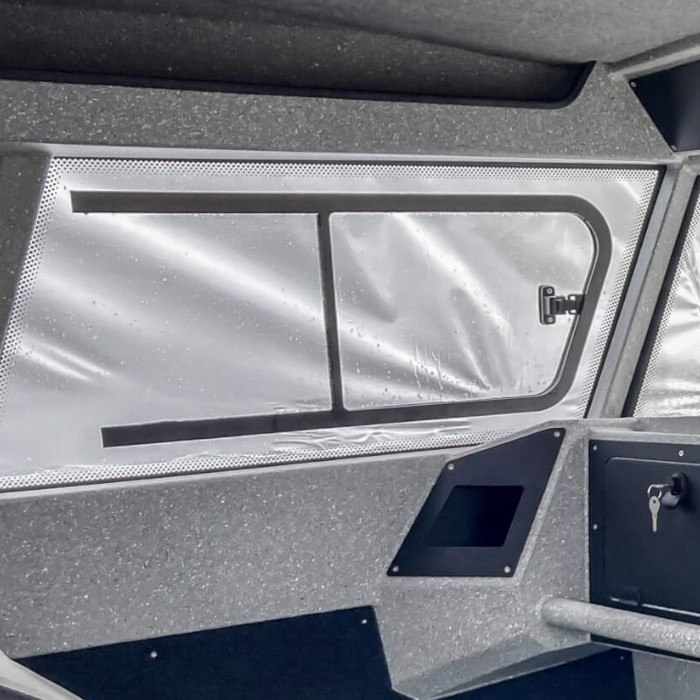 Комплект форточек (правая и левая)