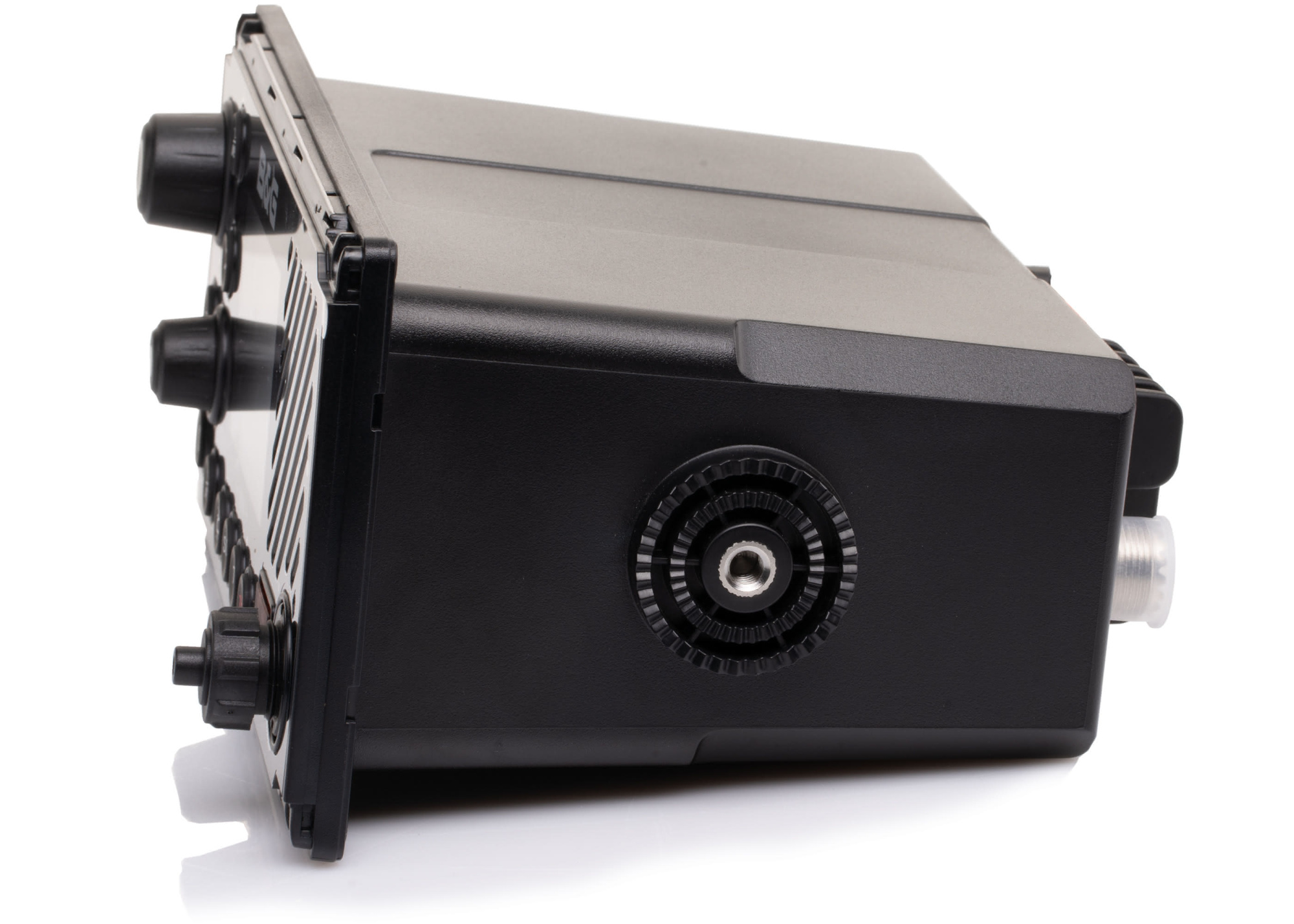 B&G V60-B VHF Radio / with integrated AIS transponder