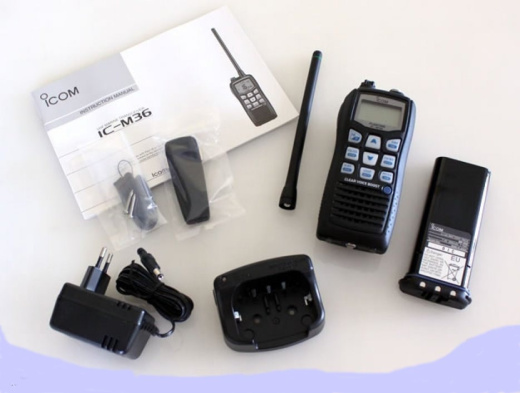 Морская носимая радиостанция Icom IC-M36