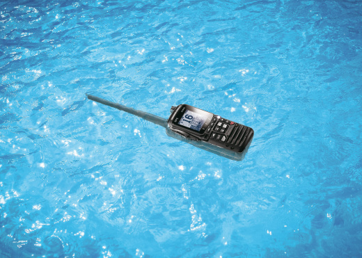 STANDARD HORIZON DSC-Handheld Radio HX890E / navy blue