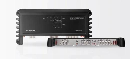 Fusion® Signature 6-канальный морской усилитель (1500 Вт)