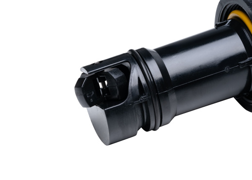 AIRMAR DST810 Gen2 Through-hull Transducer / NMEA2000 / Bluetooth